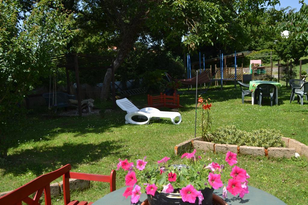 La Grotta Bed And Breakfast Castel Giorgio Exterior photo